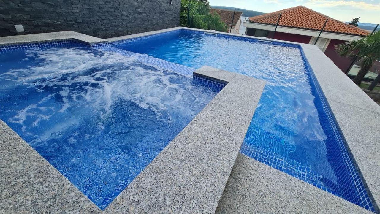 Apartments Blazevic, Heated Pool&Jacuzzi Dramalj Exterior foto