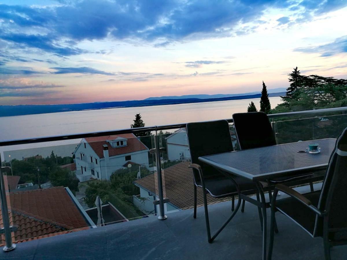Apartments Blazevic, Heated Pool&Jacuzzi Dramalj Exterior foto
